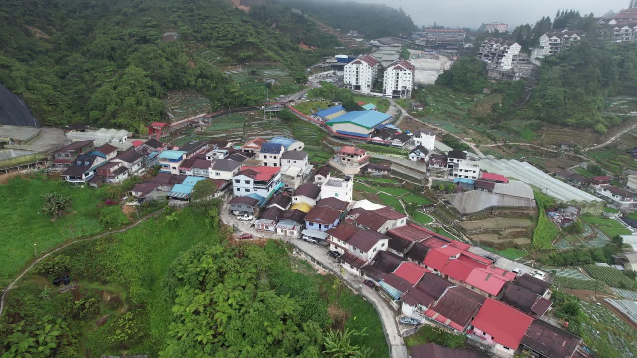 Vista panorâmica geral do Distrito de Brinchang na Área das Terras Altas de Cameron, Malásia