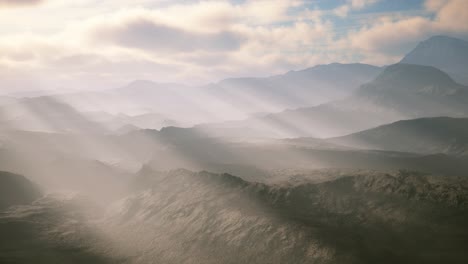 paisagem aérea de deserto vulcânico com raios de luz