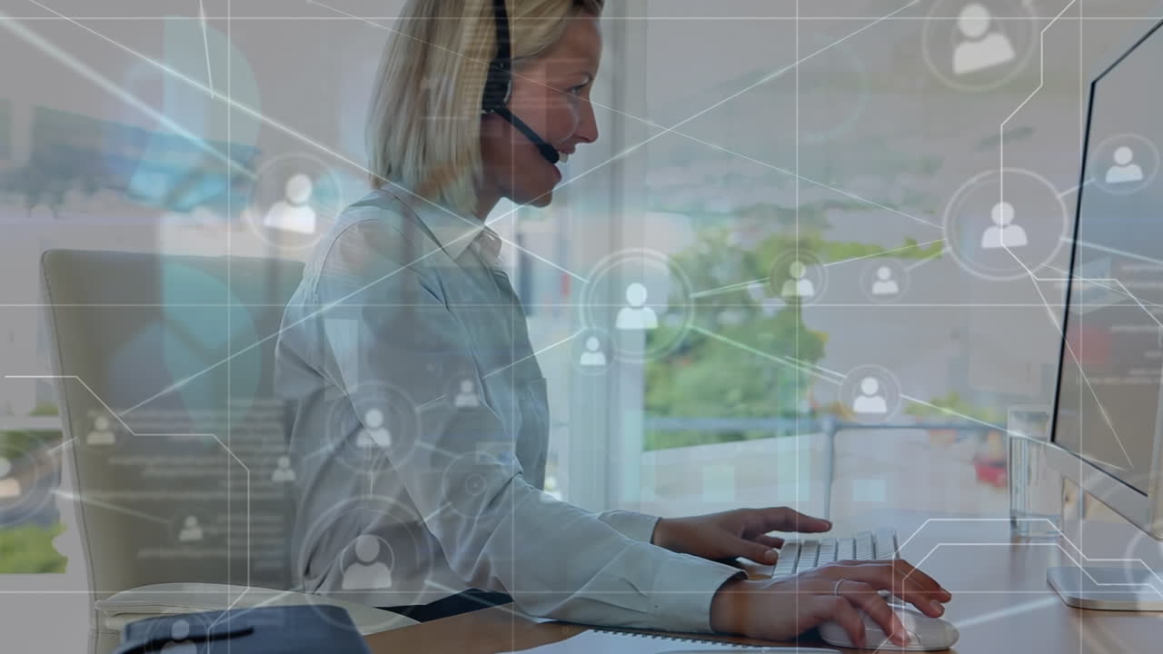 animación de conexiones con iconos sobre feliz mujer de negocios caucásica usando computadora