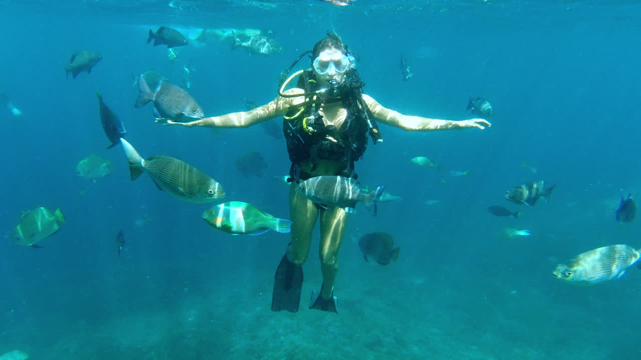 sólo llámame parte del escuadrón de mar.