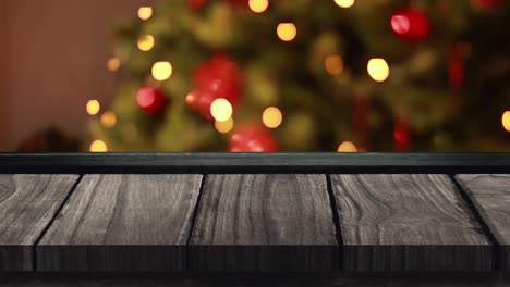 animación de luces de hadas parpadeantes fuera de foco en el árbol de navidad