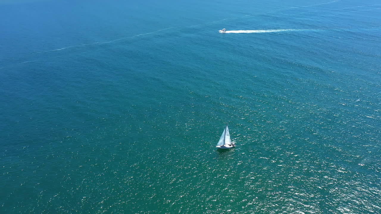 Sail away on a summer's dream