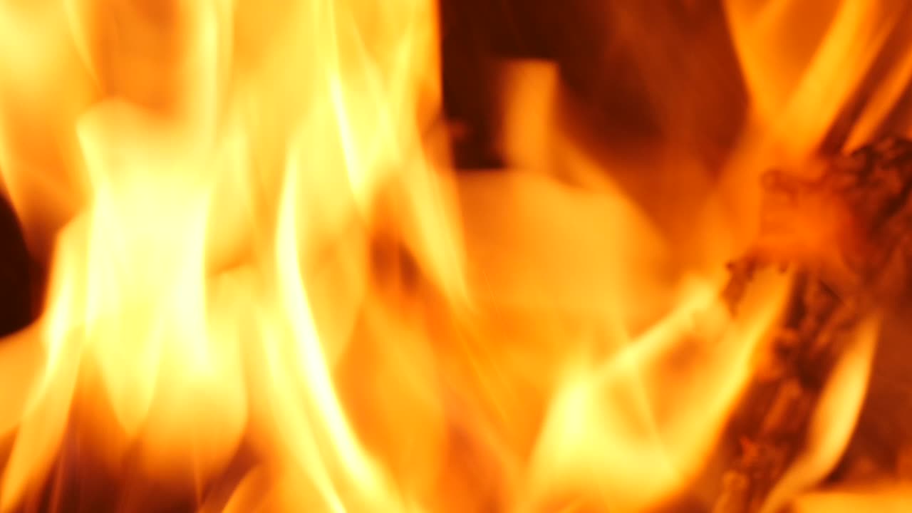 Immagine di sfondo di fuoco in piena combustione
