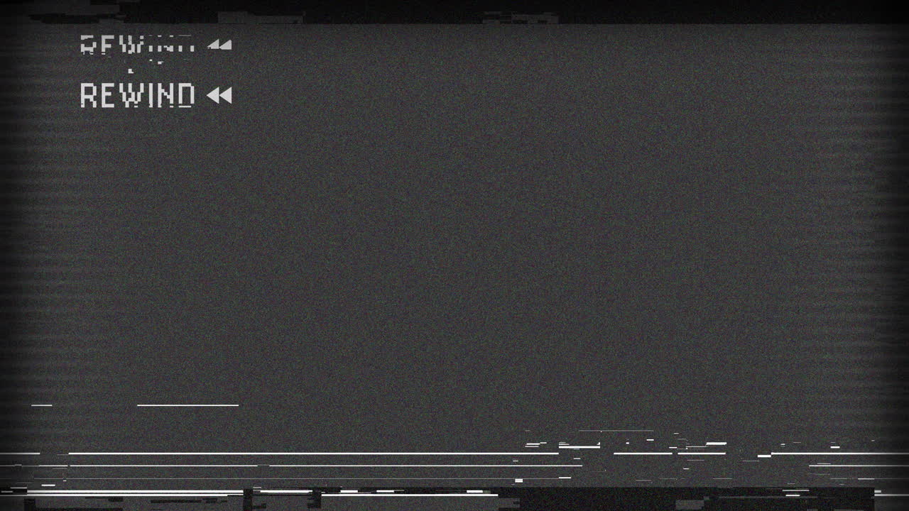 Schermata di riavvolgimento VHS retrò con statico analogico e glitch