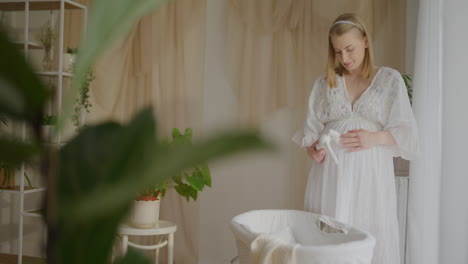 young mother preparing for childbirth at home