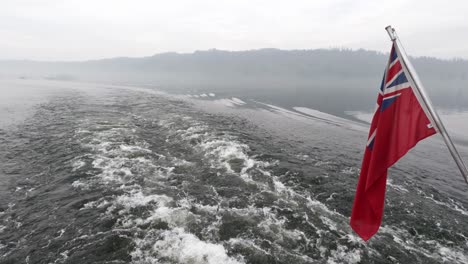 Footage-of-the-red-cruse-on-lake-Windermere,-Sailing-from-Bowness-to-Ambleside