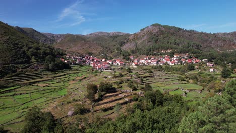 el pueblo de gavieira, parque nacional de peneda geres, portugal