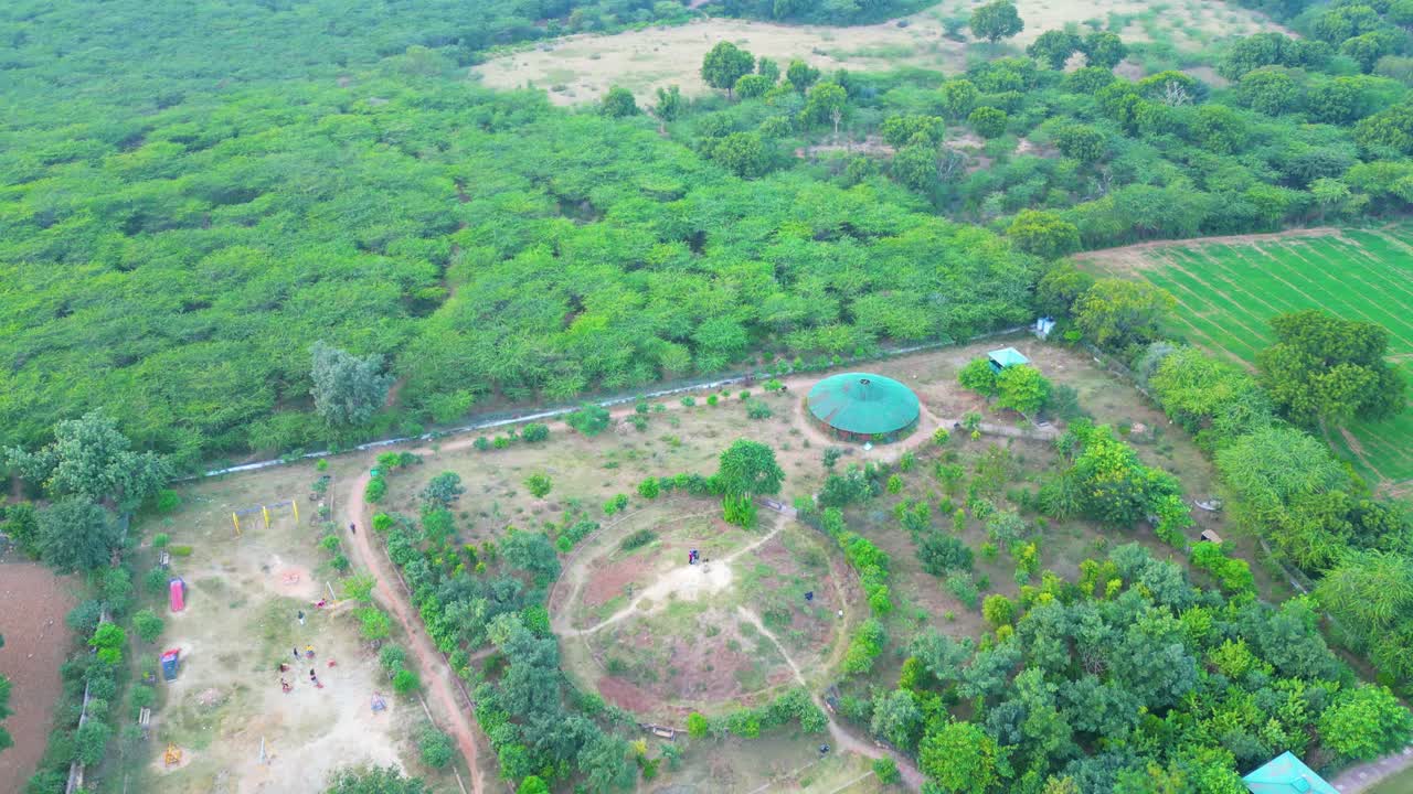 Pemandangan Udara Kota Alwar yang Direkam oleh DJI Mini 3pro.