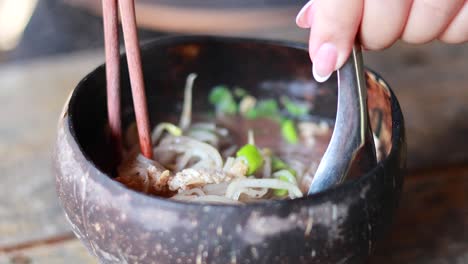 코코 질 그 에 맛있는 누들 요리