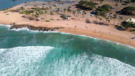 Haleiwa-Beach-Park-–-Sandstrand-Und-Park-An-Der-Nordküste-Von-Oahu-Auf-Hawaii