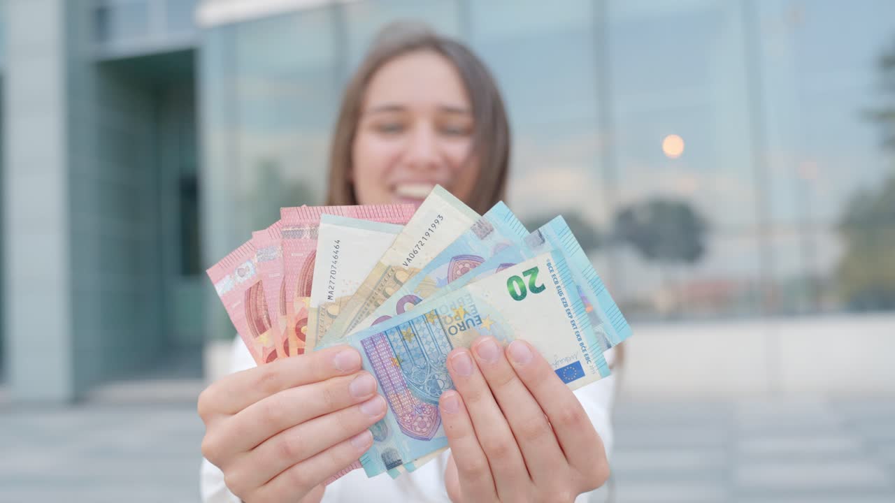 금융 경력 을 가진 사람 의 사업 에서의 성공