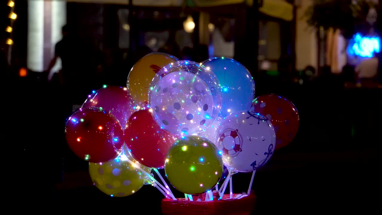 las bolas brillantes