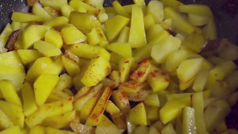 fried potatoes in a pan