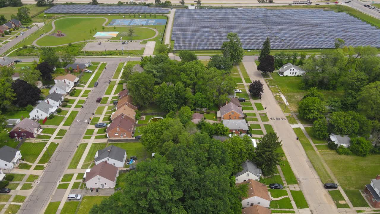 Plymouth I-96 residential neighborhood and adjacent solar panel field, Detroit, Michigan, USA