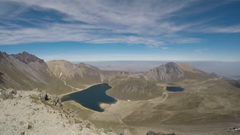 Zeitraffer-Panoramablick-Auf-Die-Lagune-Des-Vulkans-Nevado-De-Toluca