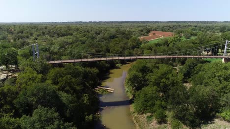 Luftvideo-Der-Regentschaftsbrücke-In-Regency-Oder-Mullin-Texas