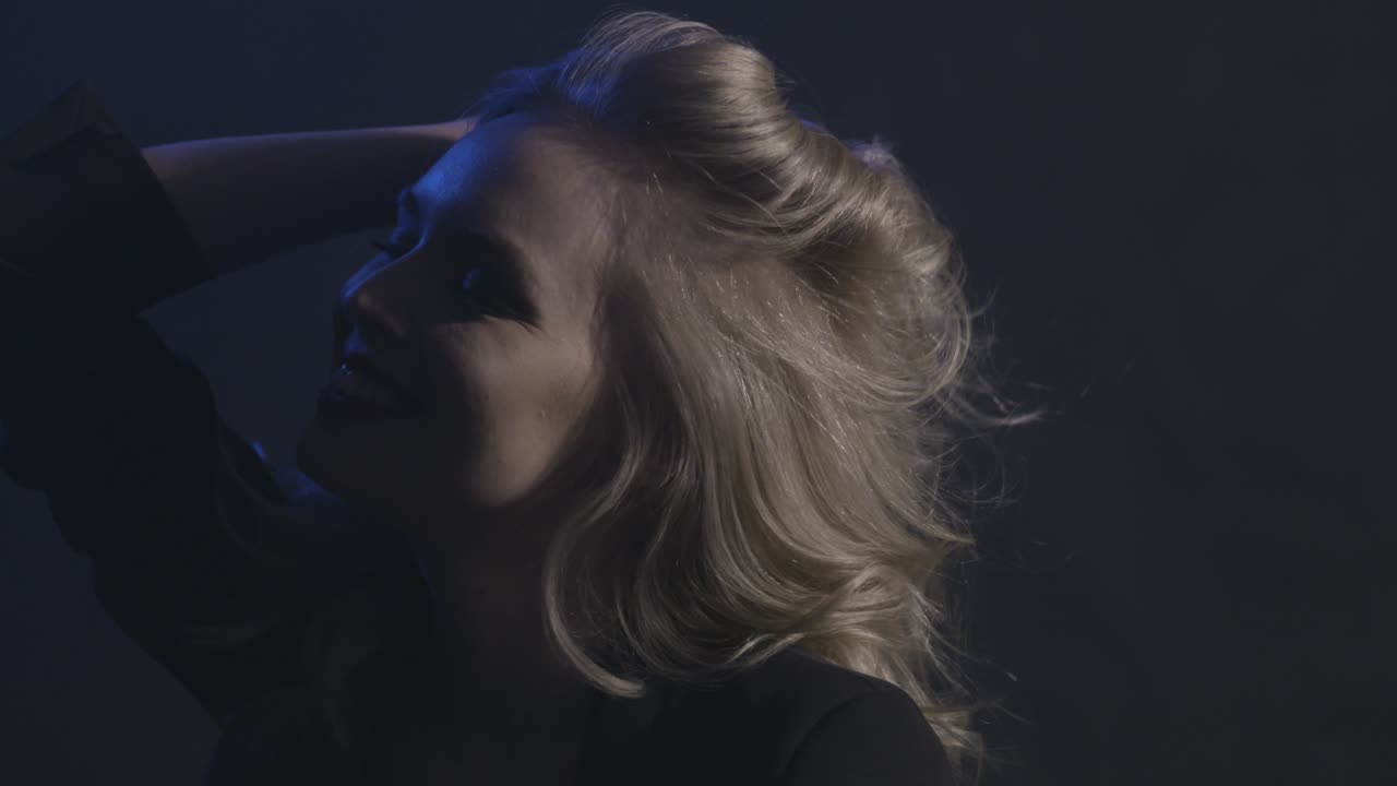 금발 여자 의 초상화