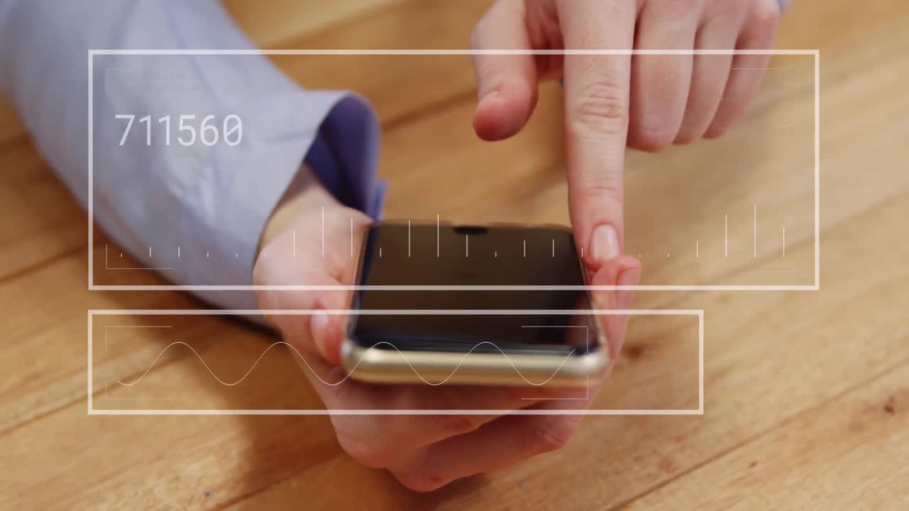 animación del procesamiento de datos financieros sobre un hombre caucásico que usa un teléfono inteligente
