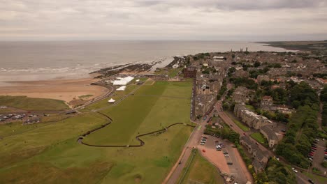 St-Andrews-Golf-Course,-Town-and-beach-cloudy-day