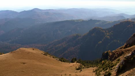 Karpatengipfelpanorama-Im-Herbst