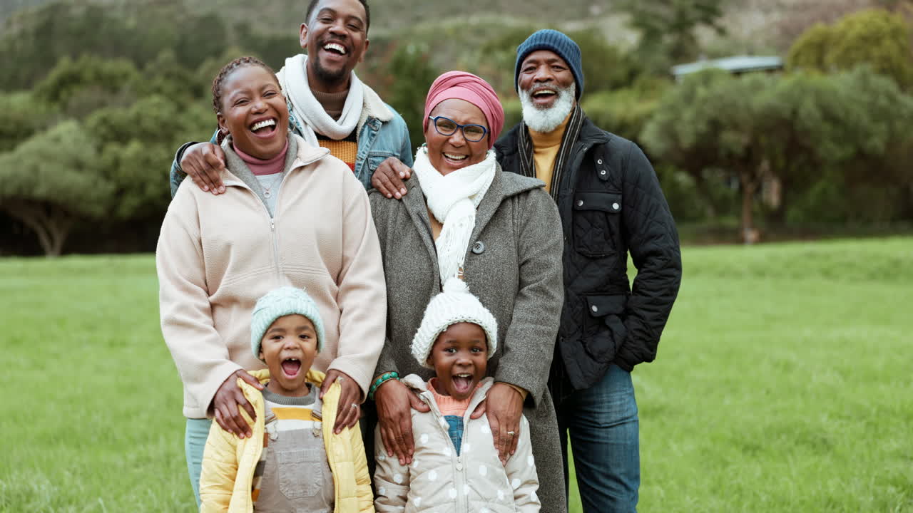 abuelos, una familia feliz