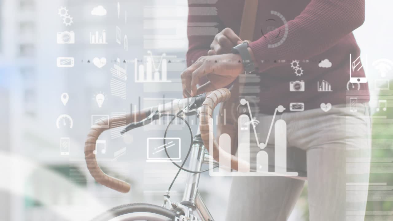 거리에서 스마트 워치를 사용하는 자전거를 가진 남자의 중간 섹션에 대한 데이터 처리 애니메이션