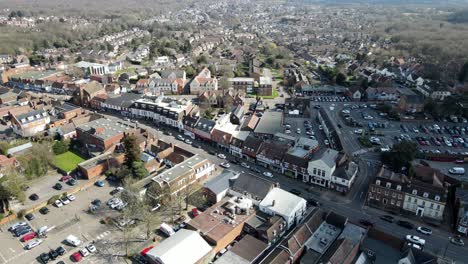 billericay, essex, vereinigtes königreich, luftaufnahme der hauptstraße im stadtzentrum