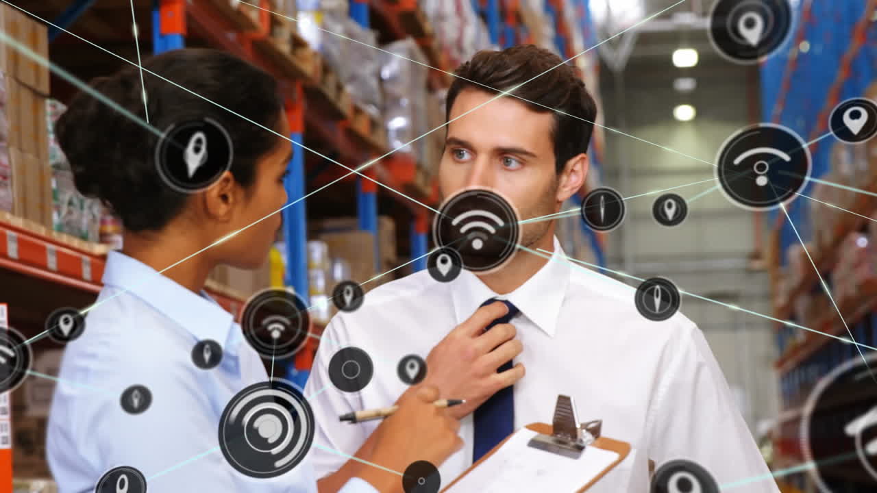 창고에서 일하는 다양한 사람들에 대한 아이콘과 연결 네트워크의 애니메이션