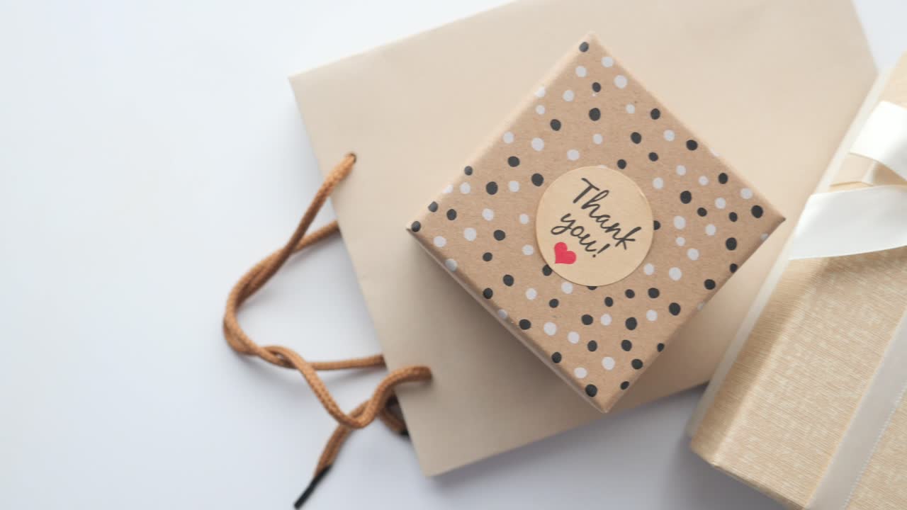 gracias caja de regalos y bolsa