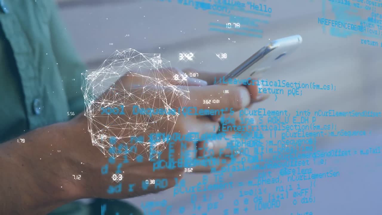 animación de la red de conexiones y procesamiento de datos sobre las manos de un hombre caucásico usando un teléfono inteligente