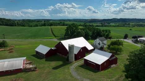 farm in midwest united states of america