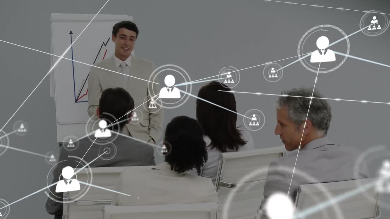 프레젠테이션을 하는 이중 인종 남성에 대한 프로필 아이콘 네트워크의 애니메이션