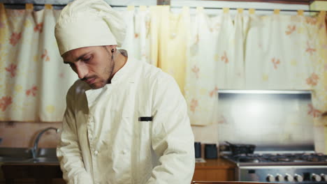 chef en una cocina