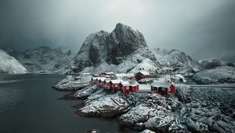 Hamnoy-in-the-Lofoten-Islands,-Norway-with-red-rorbu-houses