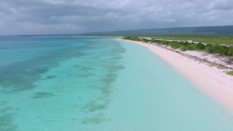 Flight-over-paradise-on-earth