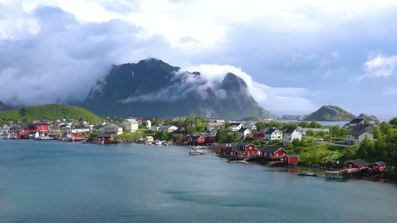 루포텐 군도 파노라마 섬