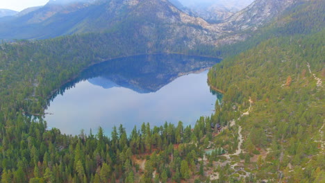 Gefallenes-Blatt-See-El-Dorado-County-Kalifornien-Emerald-Bay-Antenne