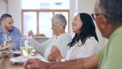 Glückliche-Familie,-Abendessen-Und-Kommunikation