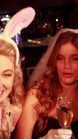 happt driends drinking champagne