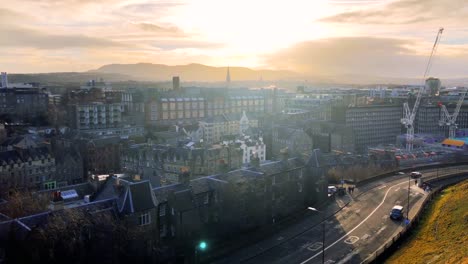 Eine-Schöne-Aussicht-Auf-Edinburgh,-Von-Der-Burg-Bei-Sonnenuntergang