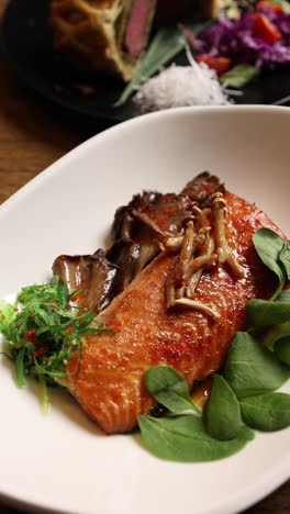 pan-seared salmon with mushrooms and spinach