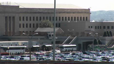 buses enter the crowded pentagon parking lot