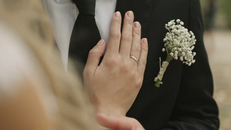 Wedding-Ring-Creative-Shots,-close-up