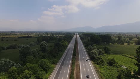 Drone-Aéreo-De-Tráfico-Hyperlapse