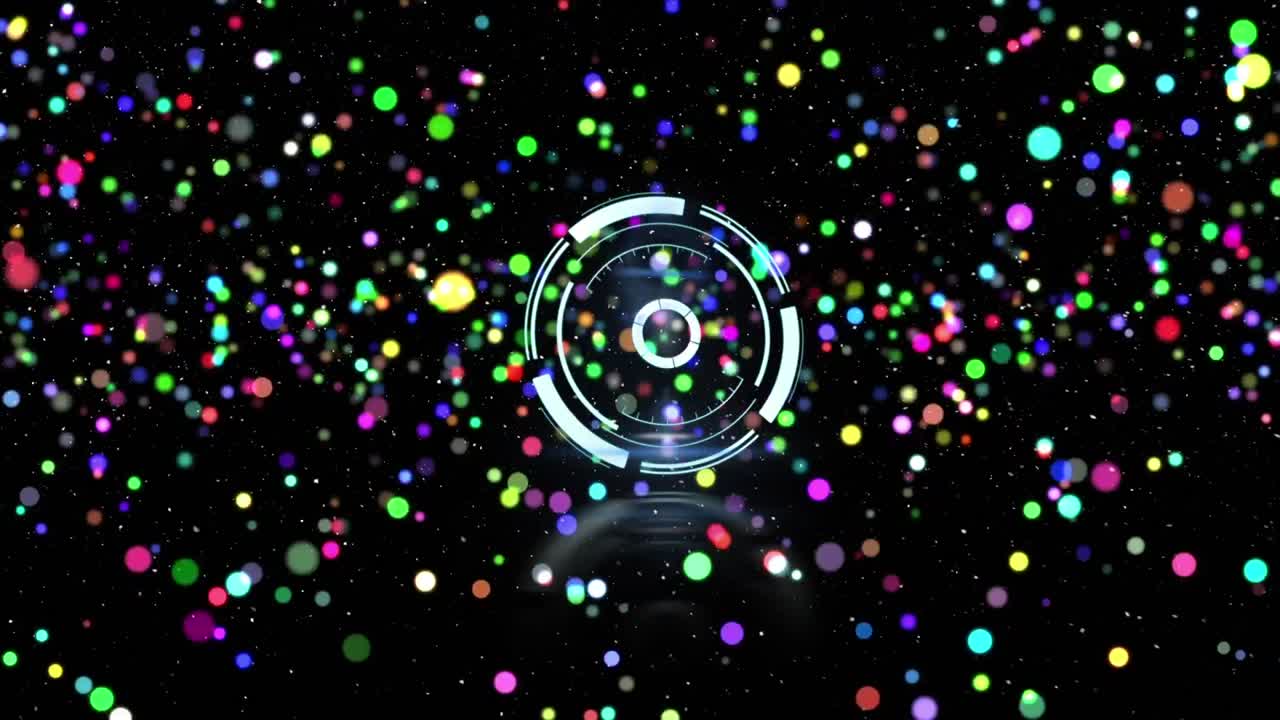 네온 파란색 둥근 스캐너가 검은색 배경의 다채로운 반점에 대해 회전하는 눈이 떨어지고 있습니다.