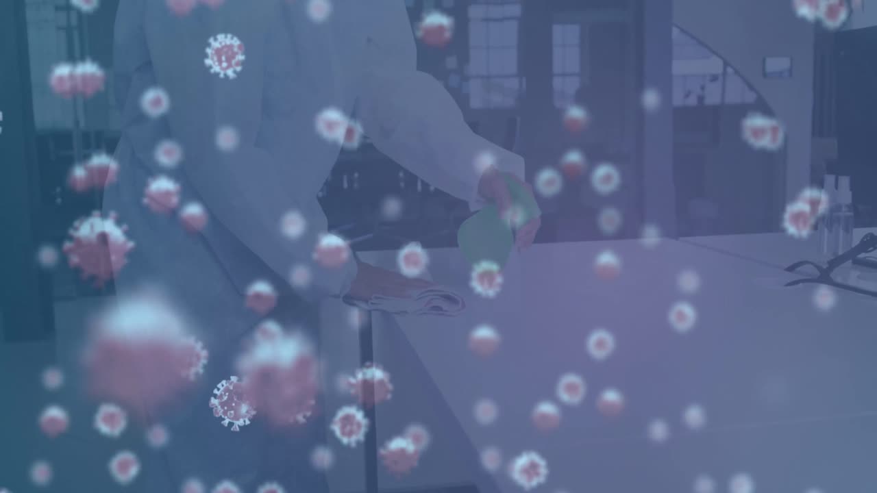 백인 남성의 중부 부분에 바이러스 세포의 애니메이션 스프레이로 위생 표면