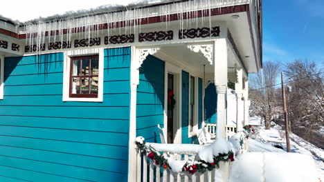 icicles on roofline