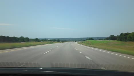 conduciendo a través de la autopista estatal de texas 29, texas, estados unidos - hiperlapso