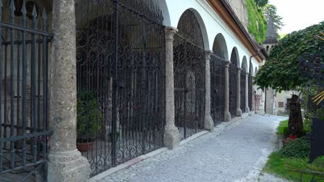 Zoom-Out-of-Catacombs-and-Graves-of-St