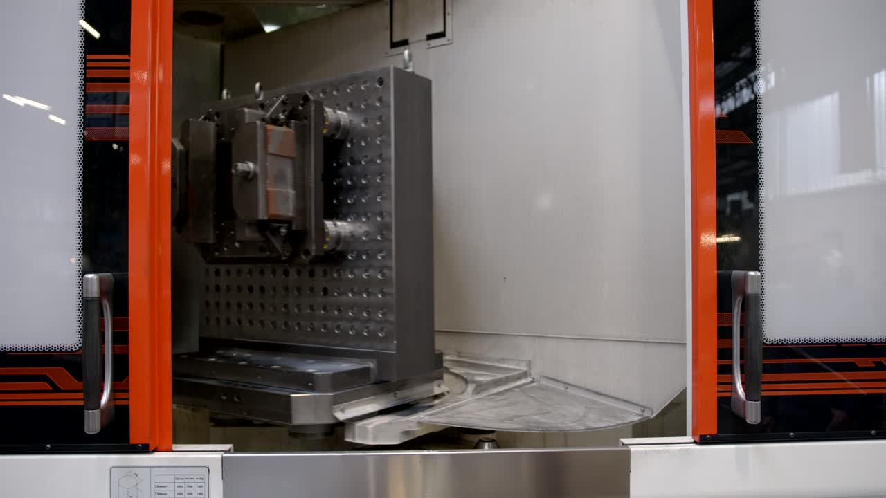 Automated rotation plate rotating two big metal machined blocks